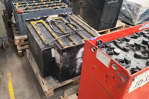 哈尔滨回收三元锂电池-铅酸蓄电池回收